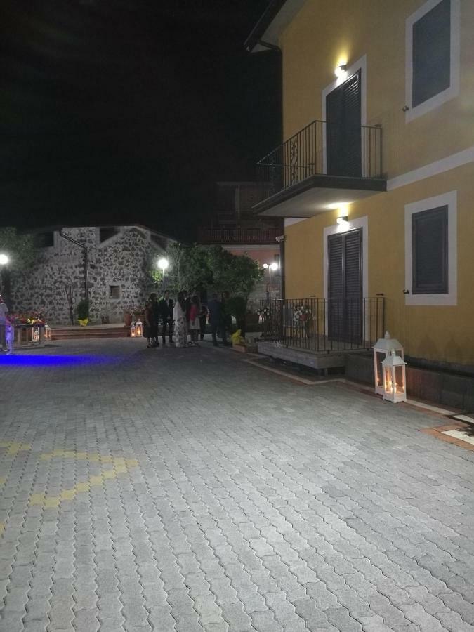 I Colori Dell'Etna San Giovanni La Punta Exterior foto