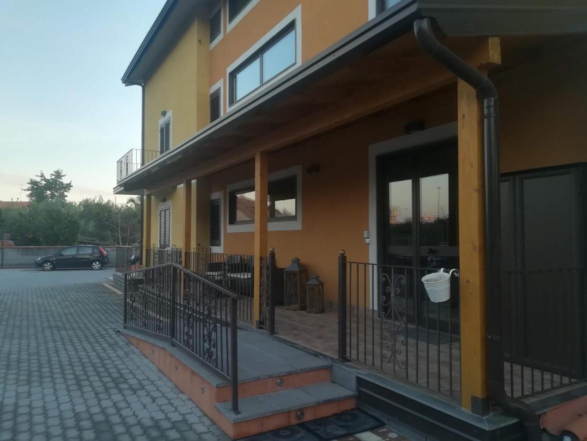 I Colori Dell'Etna San Giovanni La Punta Exterior foto