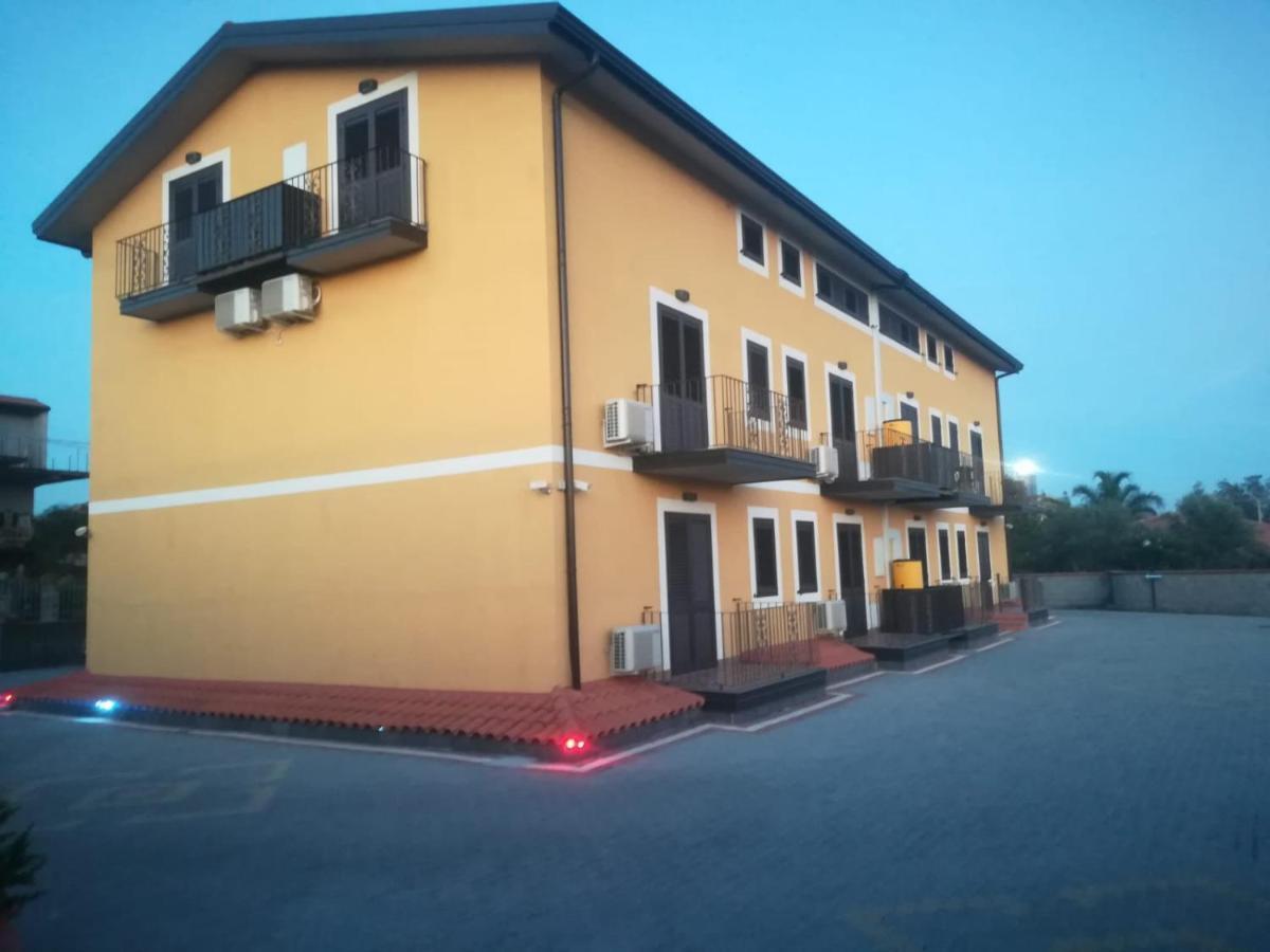 I Colori Dell'Etna San Giovanni La Punta Exterior foto